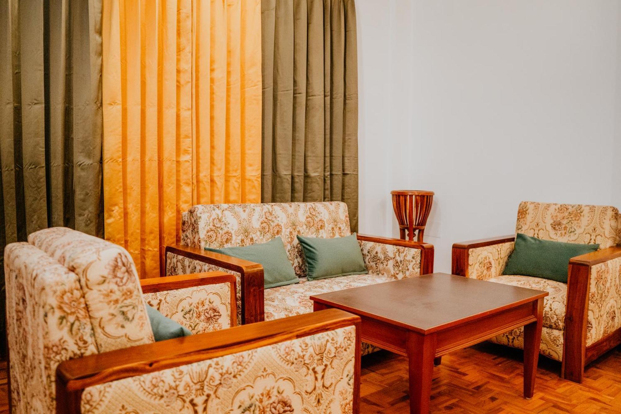 Tashi Palace Hotel Gangtok Exterior photo